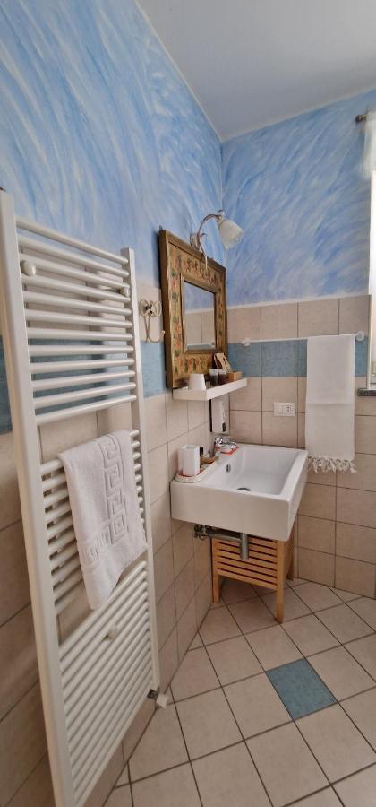 Casa soggiorno il Quetzales Valenza Esterno foto
