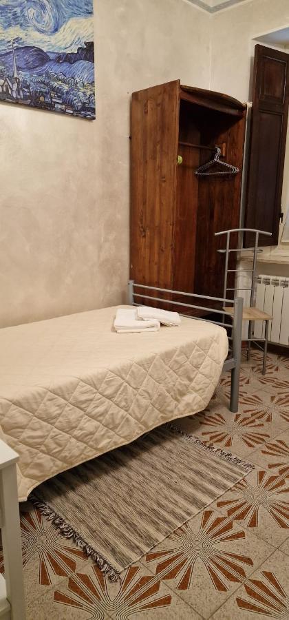 Casa soggiorno il Quetzales Valenza Esterno foto