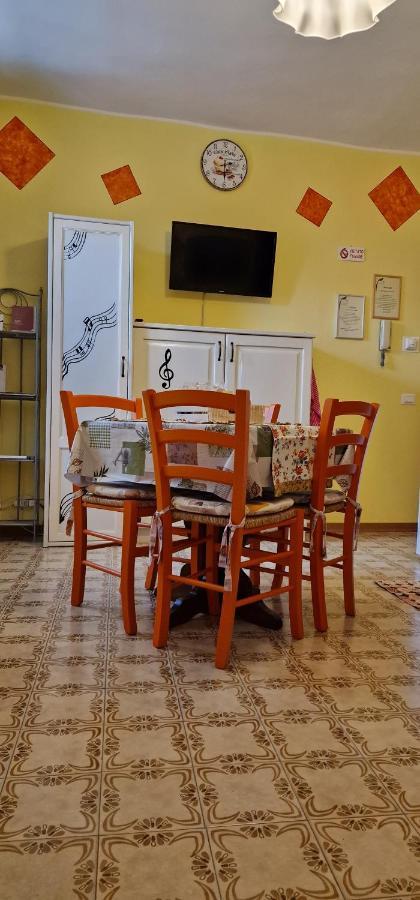 Casa soggiorno il Quetzales Valenza Esterno foto