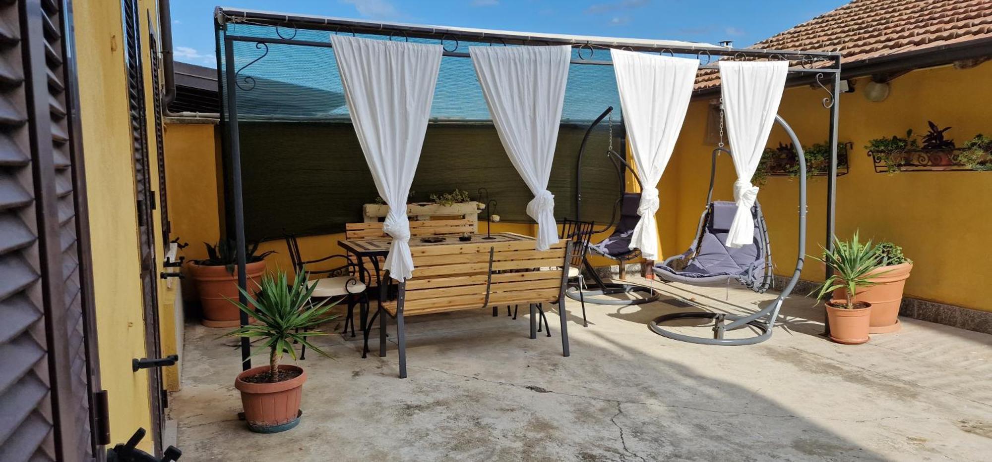Casa soggiorno il Quetzales Valenza Esterno foto